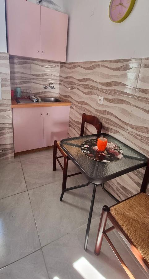 Angel Studio Apartment Skiathos Exterior foto