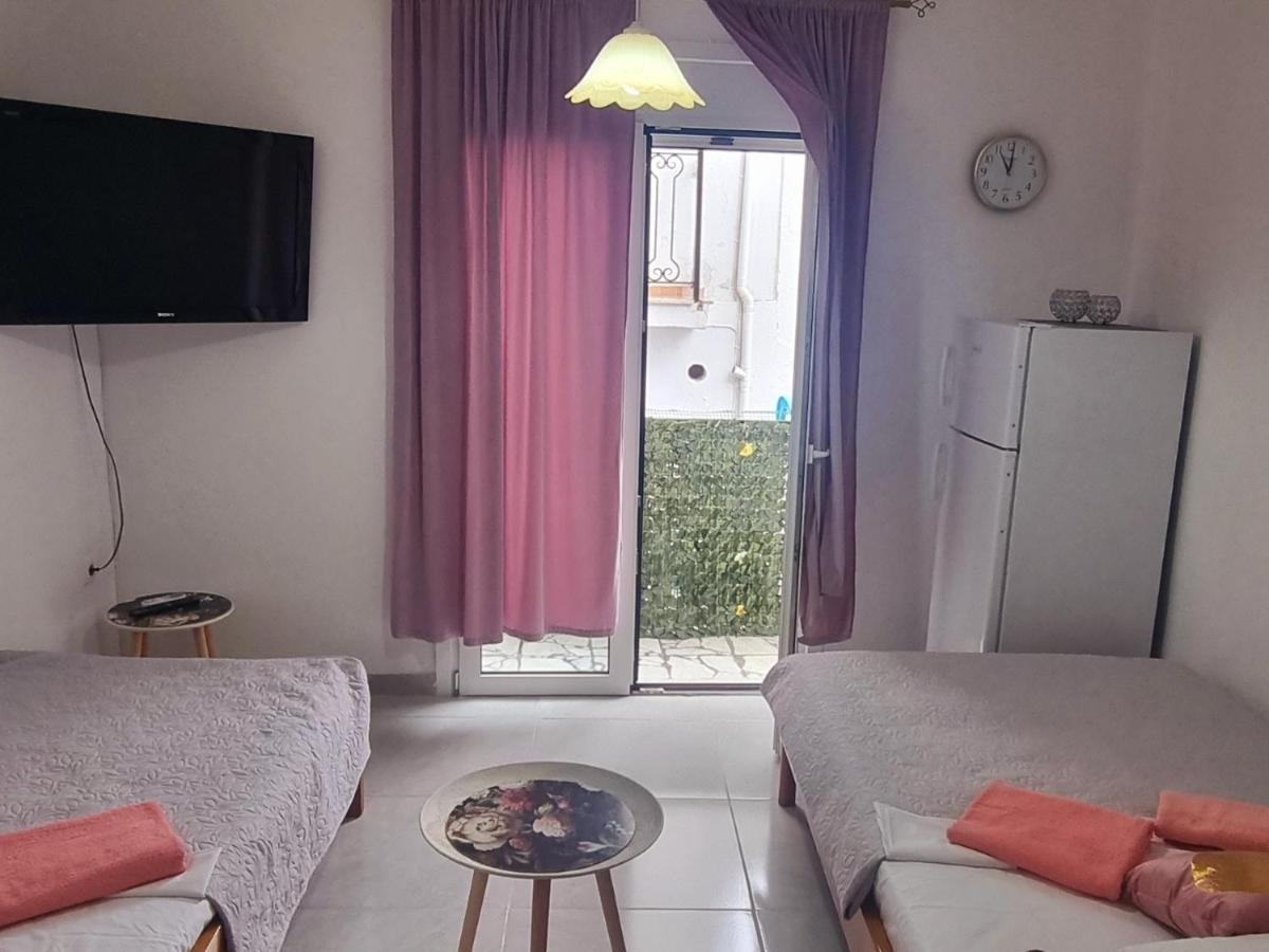 Angel Studio Apartment Skiathos Exterior foto