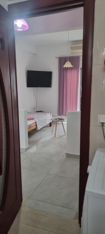 Angel Studio Apartment Skiathos Exterior foto